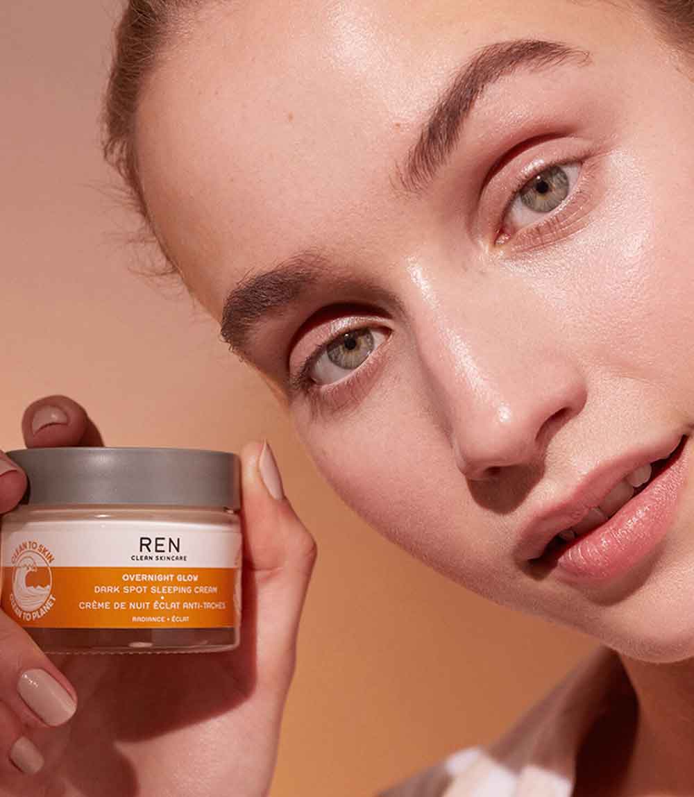 Overnight Glow Dark Spot Sleeping Cream 50ml - Image 3